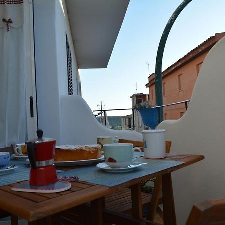 Casa Della Vespa Orosei Exterior foto